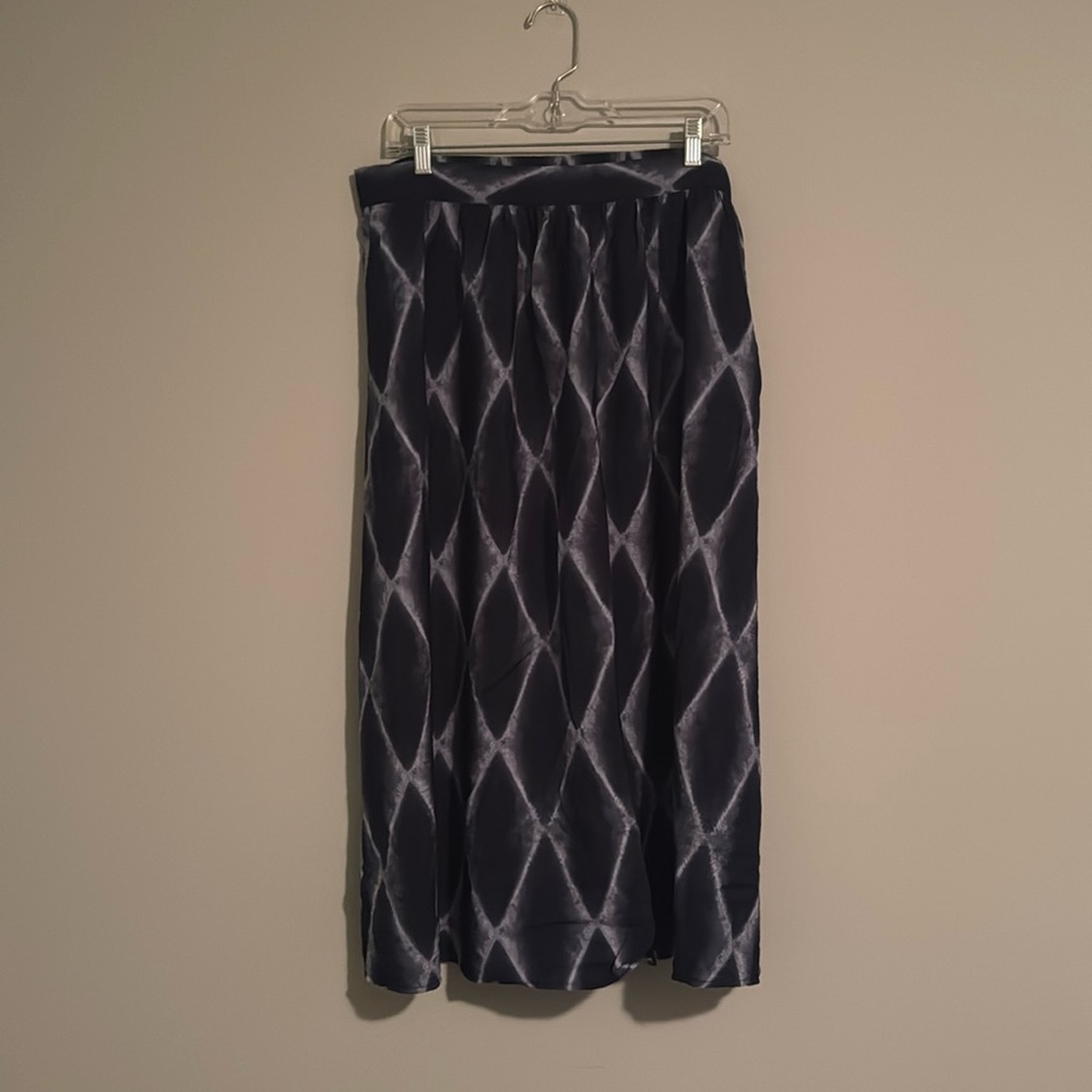 Banana Republic Factory navy maxi skirt